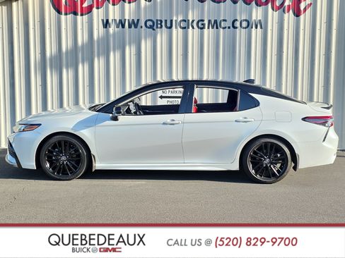 Used 2024 Toyota Camry XSE w/ Navigation Package FWD image 4
