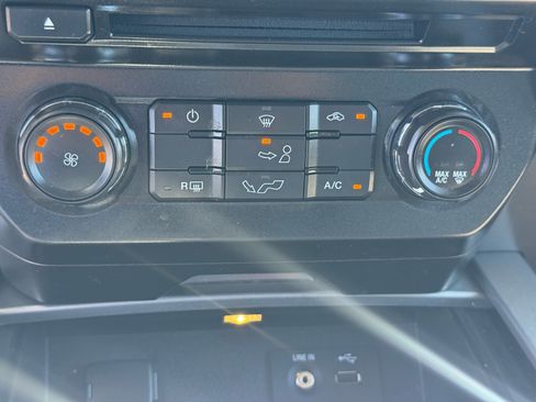 Used 2015 Ford F150 XLT w/ Equipment Group 301A Mid AWD/4WD image 24