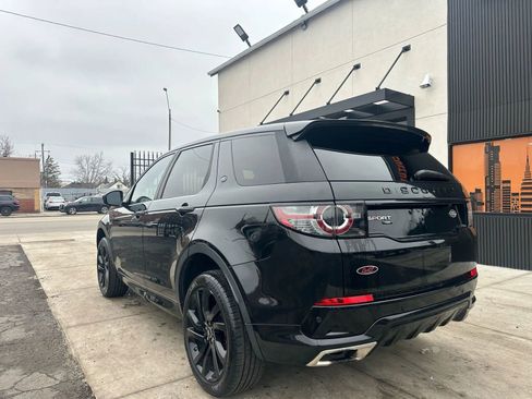 Used 2017 Land Rover Discovery Sport HSE Luxury image 5