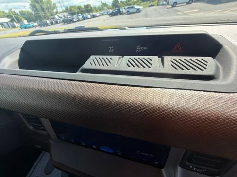 Used 2023 Ford Bronco Outer Banks AWD/4WD image 40