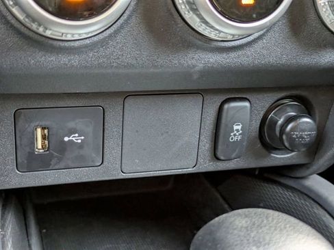 Used 2025 Mitsubishi Outlander Sport ES image 22