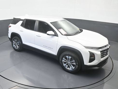 Used 2025 Chevrolet Equinox LT FWD image 95