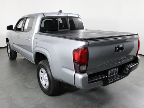 Used 2022 Toyota Tacoma SR w/ SR Convenience Package RWD image 3
