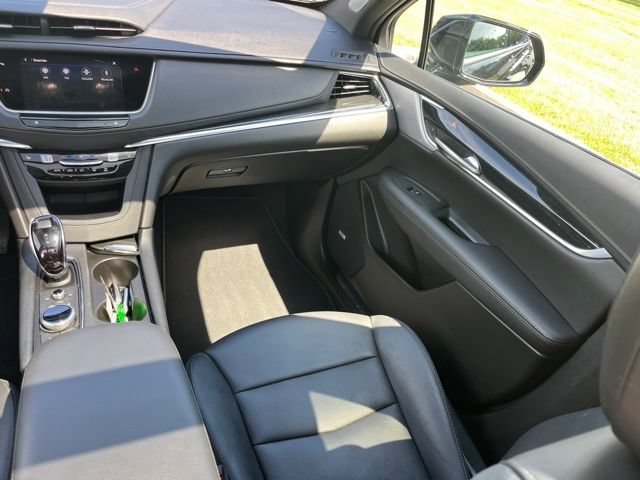 Used 2025 Cadillac XT5 Premium Luxury FWD image 33