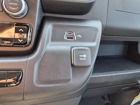 New 2025 RAM ProMaster 2500 w/ Convenience Group image 9