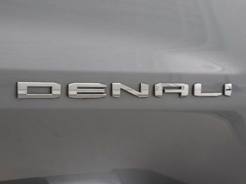 Used 2023 GMC Sierra 1500 Denali AWD/4WD image 12