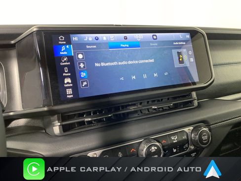 Used 2025 Jeep Wrangler Unlimited Rubicon 4xe w/ Safety Group AWD/4WD image 2