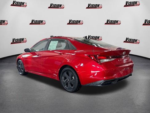 Used 2021 Hyundai Elantra SEL image 7