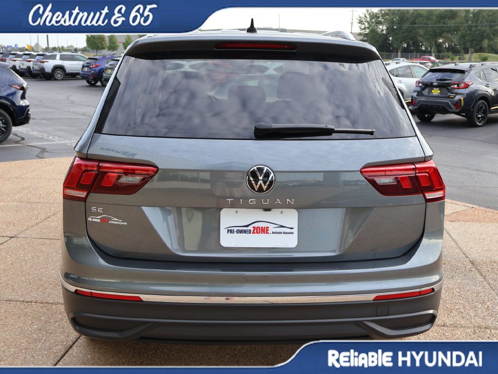 Used 2023 Volkswagen Tiguan SE FWD image 5