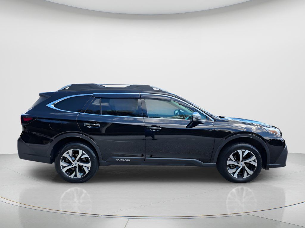 Used 2022 Subaru Outback Touring AWD/4WD image 4