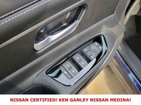 Certified 2025 Nissan Murano SV AWD/4WD image 37