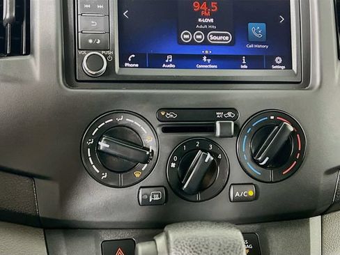 Used 2020 Nissan NV200 SV FWD image 17
