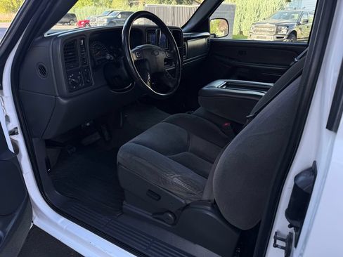 Used 2003 Chevrolet Silverado 2500 LS AWD/4WD image 20