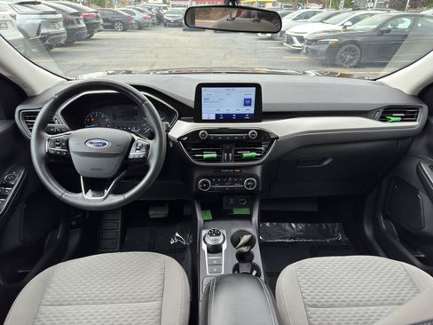 Used 2021 Ford Escape SE w/ Cold Weather Package FWD image 32