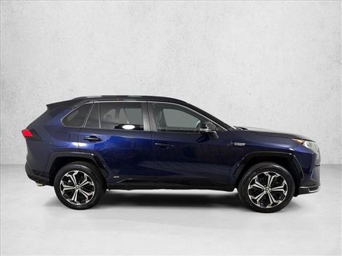 Used 2021 Toyota RAV4 XSE w/ Premium Package AWD/4WD image 4