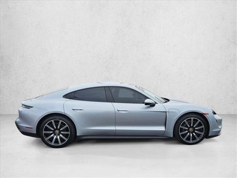 Used 2022 Porsche Taycan RWD image 4