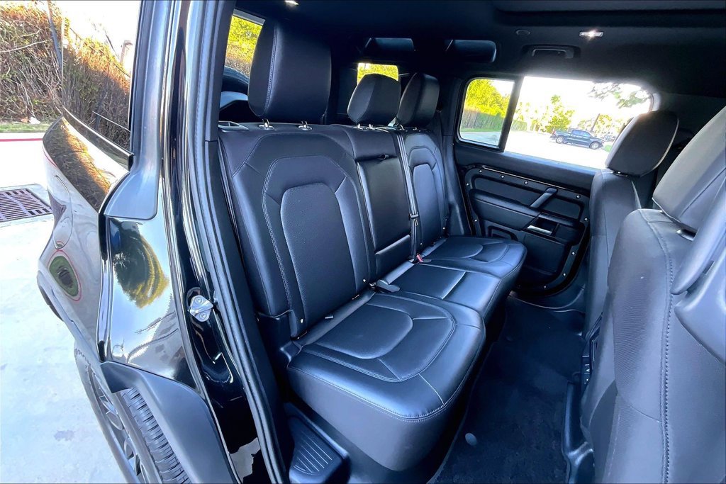 Used 2025 Land Rover Defender 110 S AWD/4WD image 37