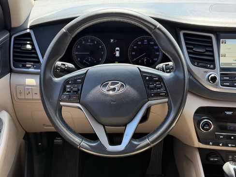 Used 2016 Hyundai Tucson Limited w/ Option Group 03 AWD/4WD image 15