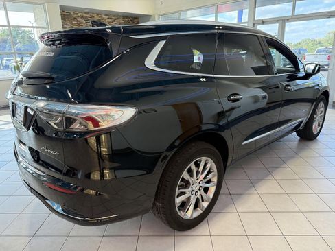 Used 2023 Buick Enclave Avenir w/ Avenir Technology Package image 7