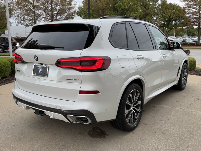 Used 2023 BMW X5 xDrive40i w/ Executive Package AWD/4WD image 5