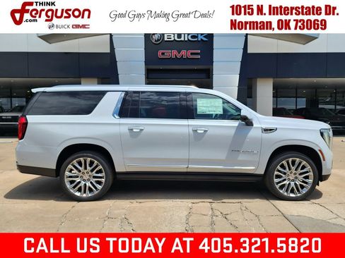 New 2026 GMC Yukon XL Denali w/ Denali Reserve Package AWD/4WD image 2