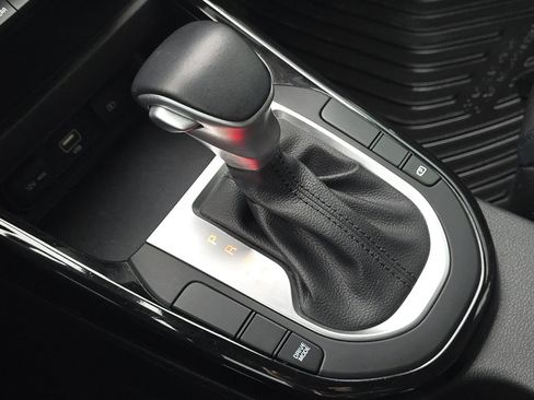 Certified 2023 Kia Forte GT-Line FWD image 23