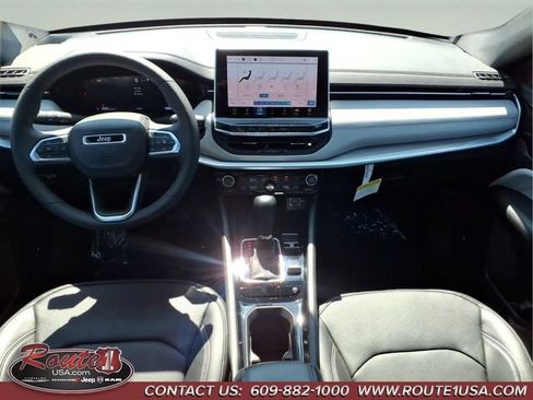 Used 2025 Jeep Compass Limited w/ Elite Group AWD/4WD image 14