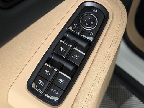 New 2026 Porsche Macan S AWD/4WD image 27