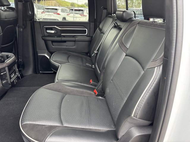 Used 2025 RAM 2500 Laramie AWD/4WD image 18