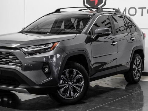 Used 2024 Toyota RAV4 Limited image 10