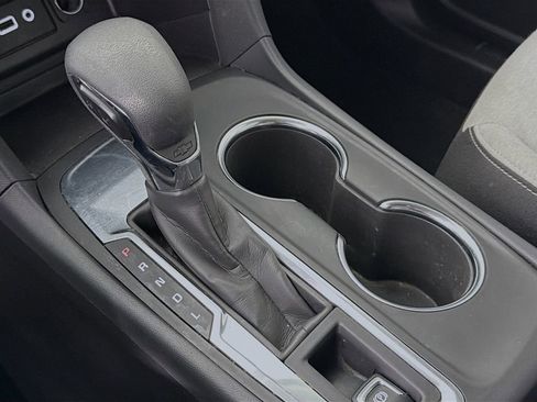 Used 2024 Chevrolet Equinox LS FWD image 19