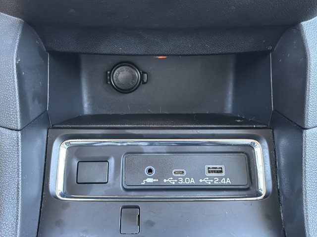 Used 2023 Subaru Ascent Limited AWD/4WD image 20