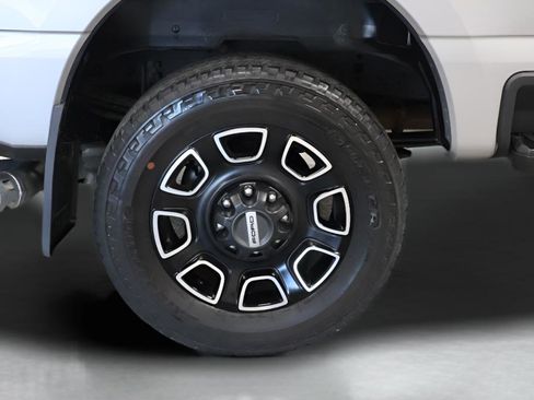 Used 2023 Ford F250 Platinum AWD/4WD image 37