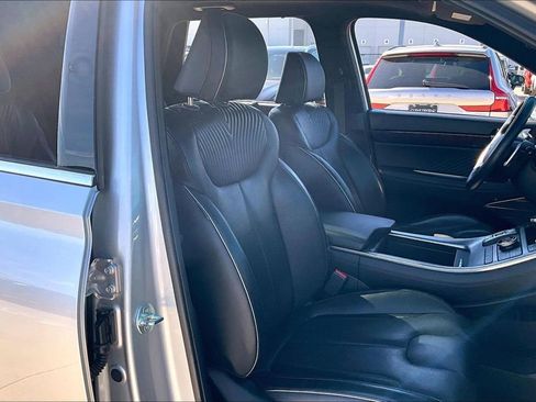 Used 2024 Hyundai Palisade Calligraphy image 11