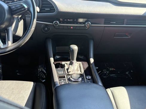 Used 2024 MAZDA MAZDA3 s FWD image 17