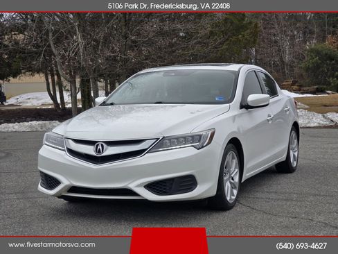 Used 2018 Acura ILX image 1