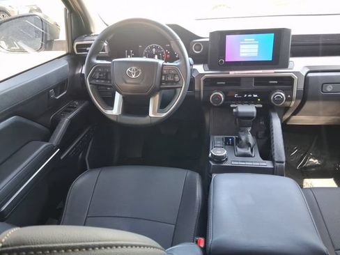 Used 2026 Toyota 4Runner SR5 AWD/4WD image 8