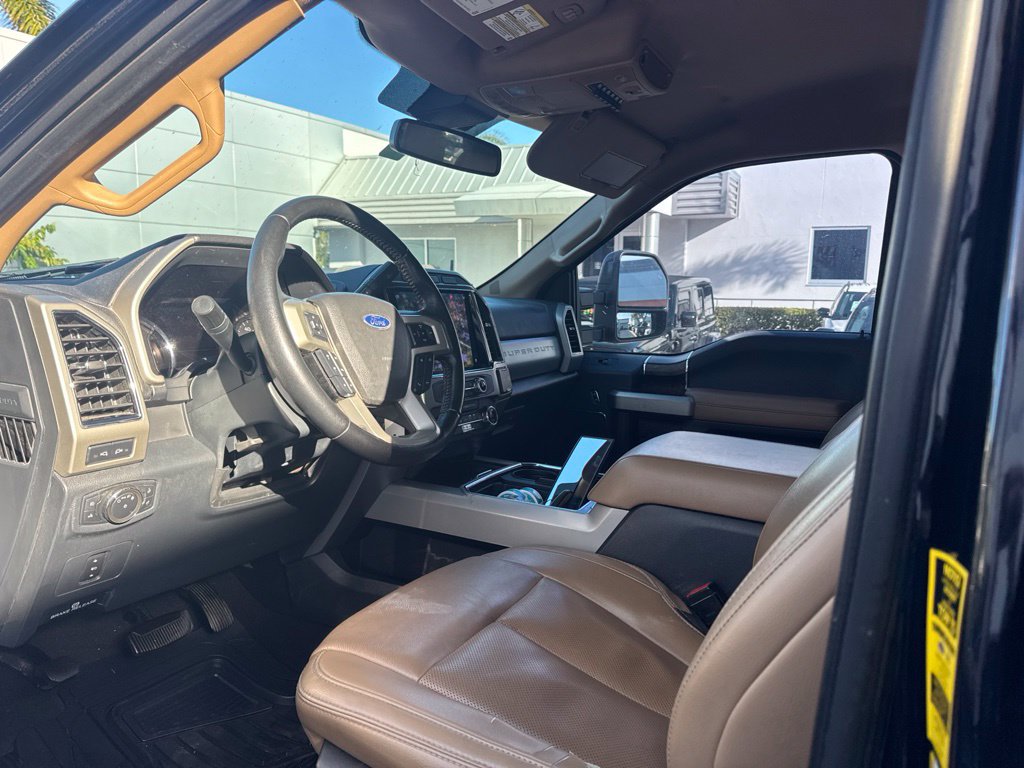 Used 2022 Ford F250 Lariat AWD/4WD image 3