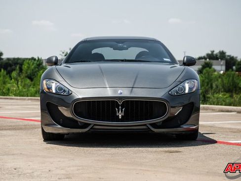 Used 2017 Maserati GranTurismo Sport image 15
