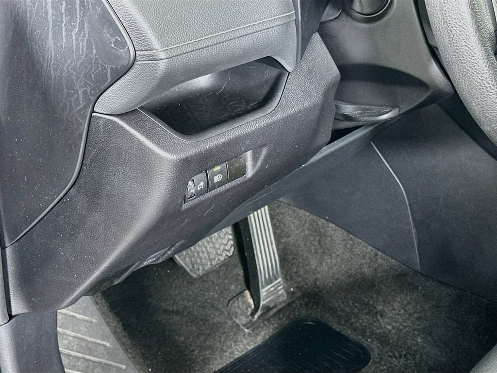 Certified 2025 Toyota RAV4 XLE FWD image 10