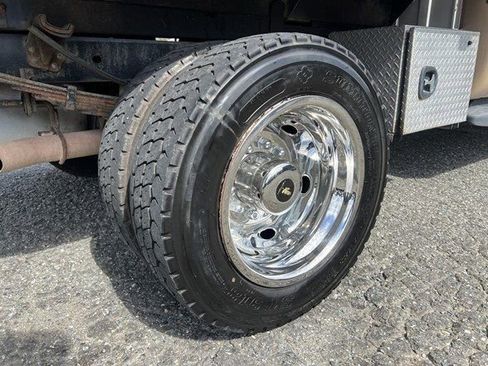 Used 2013 Ford F450 XL w/ Snow Plow Prep Pkg image 46