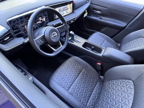 New 2025 Nissan Kicks SV w/ Charging Package image 22