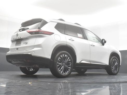 New 2026 Nissan Rogue Platinum w/ Platinum Premium Package image 32