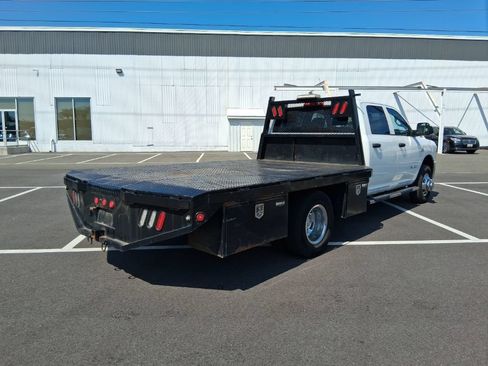 Used 2020 RAM 3500 Tradesman w/ Chrome Appearance Group AWD/4WD image 5