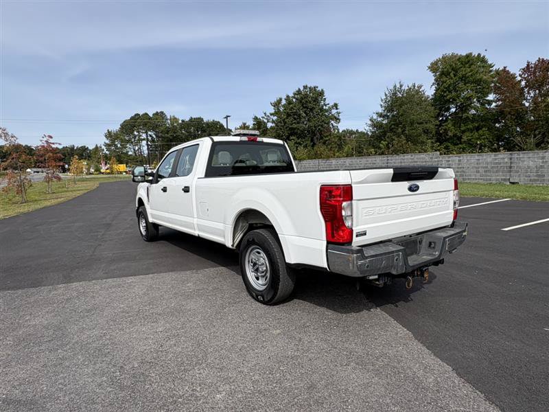 Used 2022 Ford F250 XL w/ Power Equipment Group RWD image 3