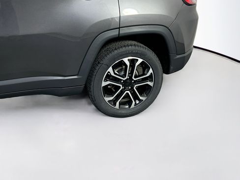 Used 2022 Jeep Compass Limited AWD/4WD image 28