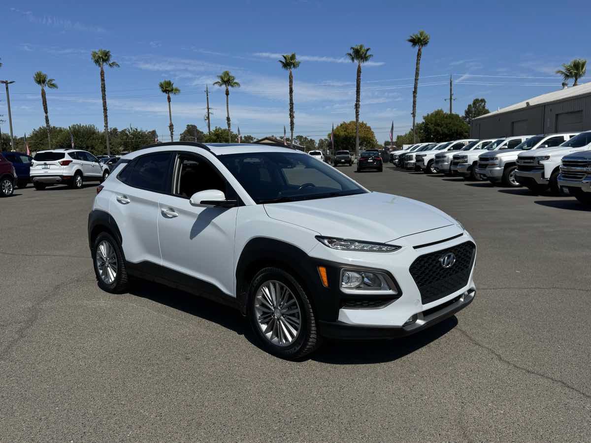 Used 2019 Hyundai Kona SEL w/ SEL Tech Package 02 AWD/4WD image 2