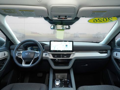 New 2026 Ford Explorer Active image 12