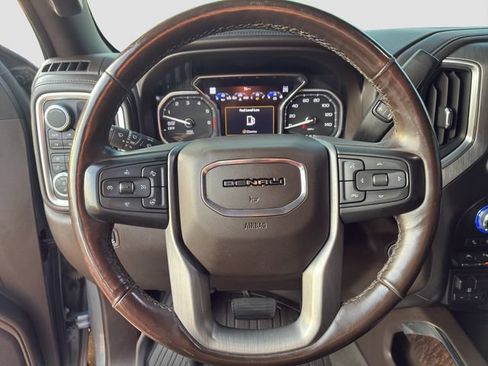 Used 2019 GMC Sierra 1500 Denali w/ Denali Ultimate Package AWD/4WD image 16