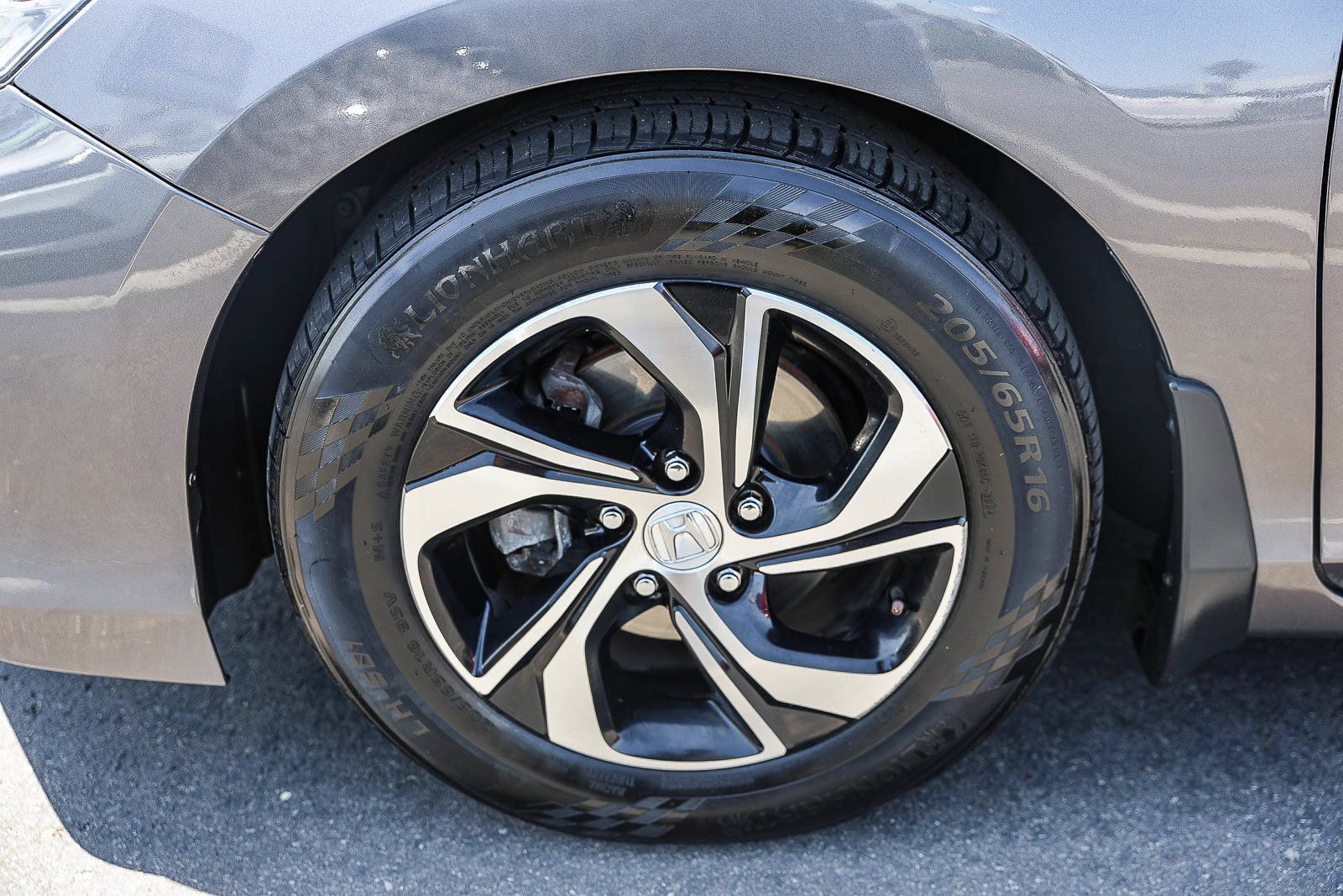 Used 2017 Honda Accord LX image 28